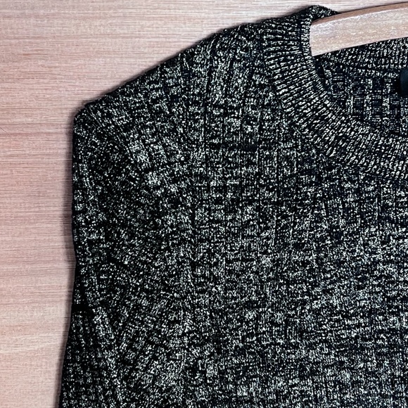 House of Harlow 1960 knit sweater L cropped gold shimmer holiday ribbed crewneck - Picture 3 of 5